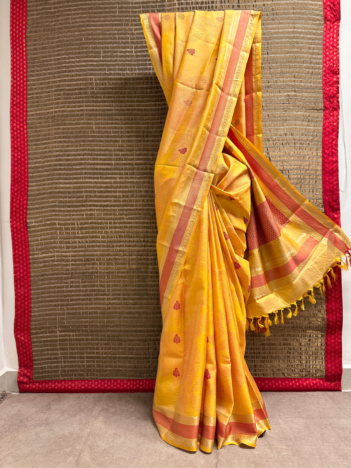 Mila Foliage Thread Woven Border Silk Saree