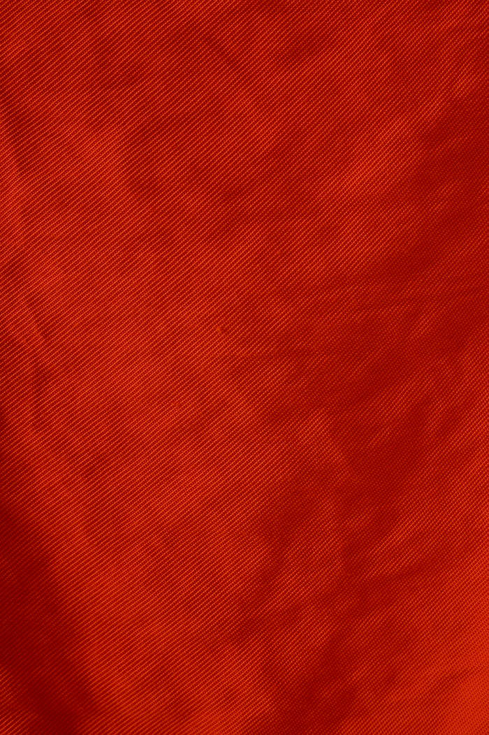 Red Straight Neck Buckle Strap Blouse_6