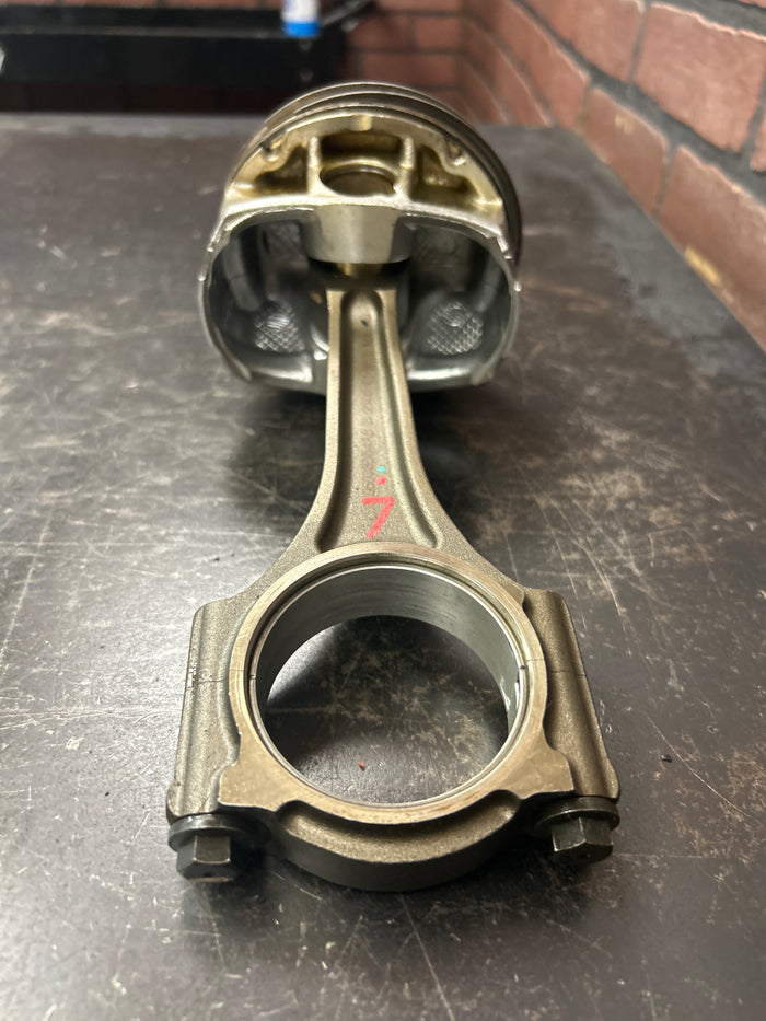 11-23 DODGE CHARGER CHALLENGER 6.4L ENGINE MOTOR CYLINDER CONNECTING PISTON ROD