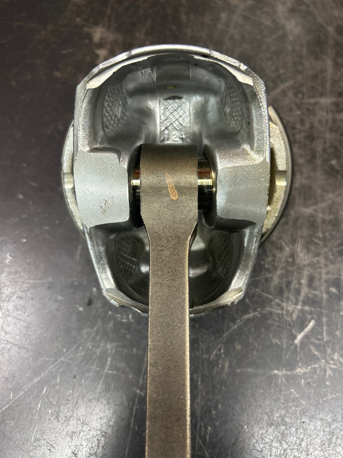11-23 DODGE CHARGER CHALLENGER 6.4L ENGINE MOTOR CYLINDER CONNECTING PISTON ROD