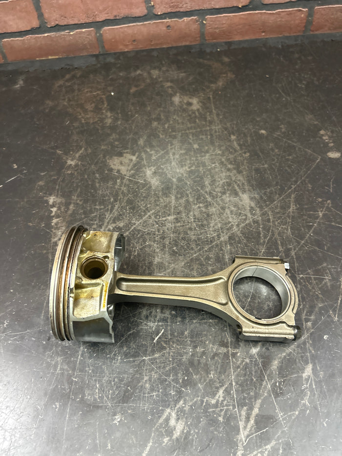 11-23 DODGE CHARGER CHALLENGER 6.4L ENGINE MOTOR CYLINDER CONNECTING PISTON