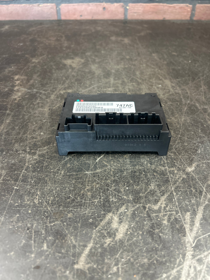 2012-2013 Jeep Grand Cherokee SRT8 Transfer Case Control Module 04854747AC