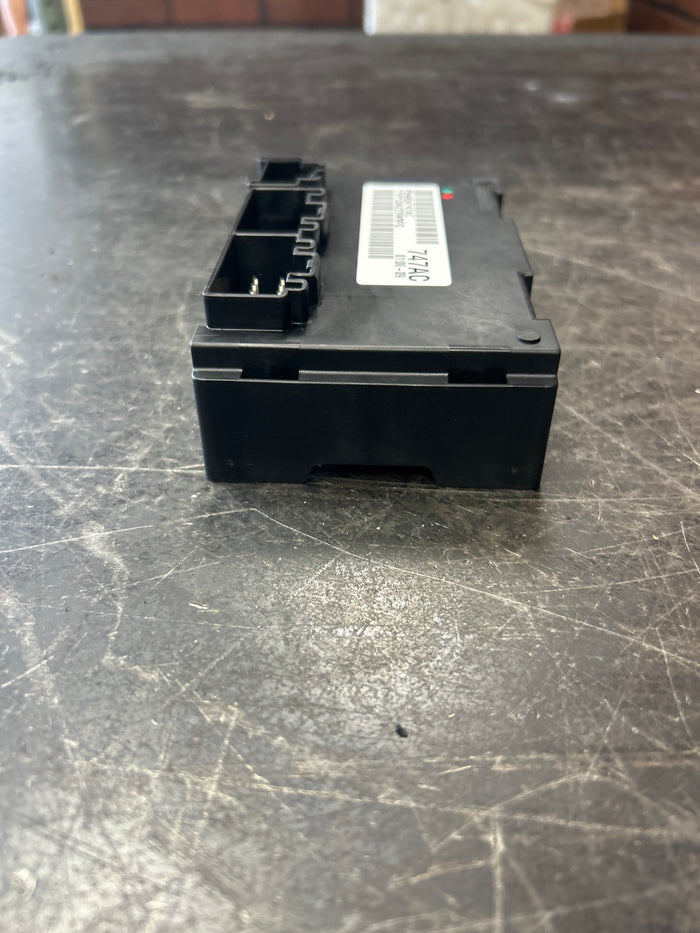 2012-2013 Jeep Grand Cherokee SRT8 Transfer Case Control Module 04854747AC