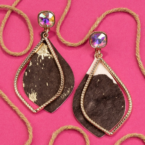 93013 - Rhinestone Animal Hide Earrings - Brown