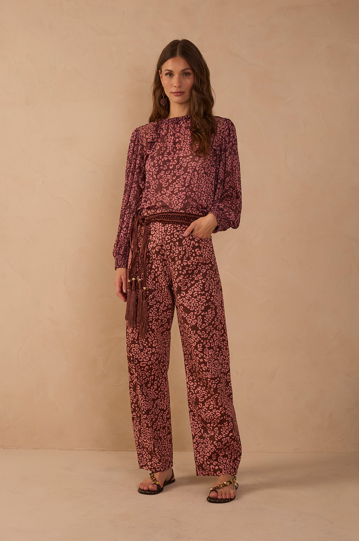 Brown Felina Pockets Twill Pants_1