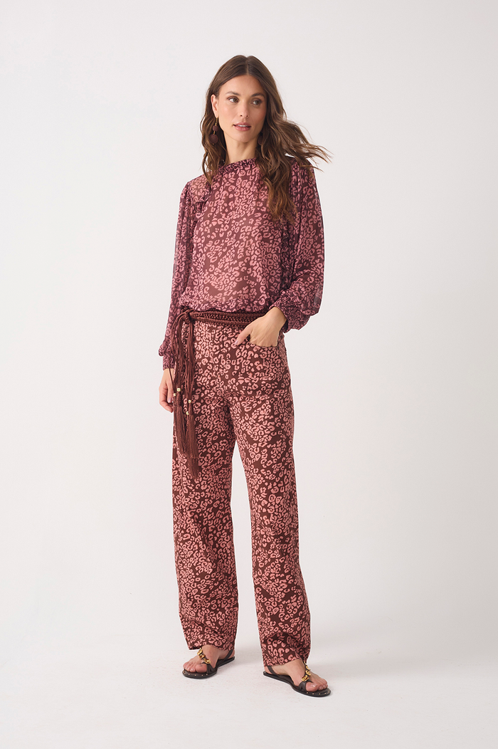 Brown Felina Pockets Twill Pants_4