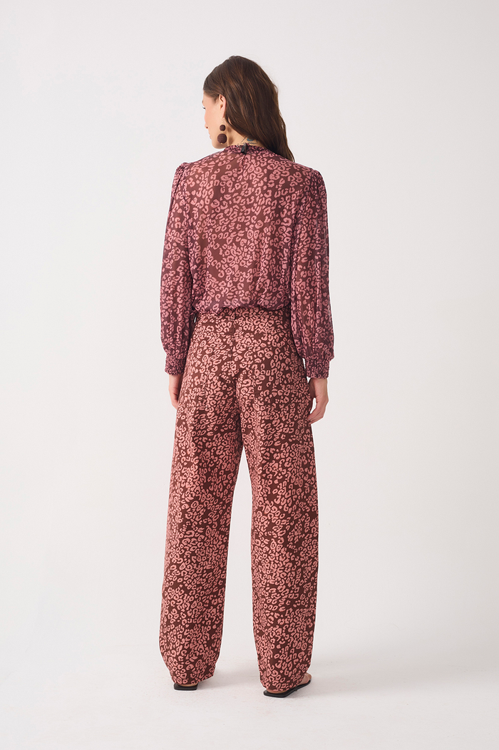 Brown Felina Pockets Twill Pants_6