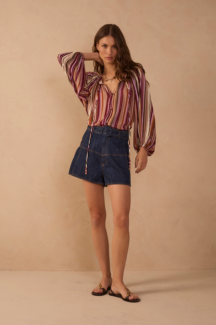 Denim Pockets Belt Loops Belted Shorts_1