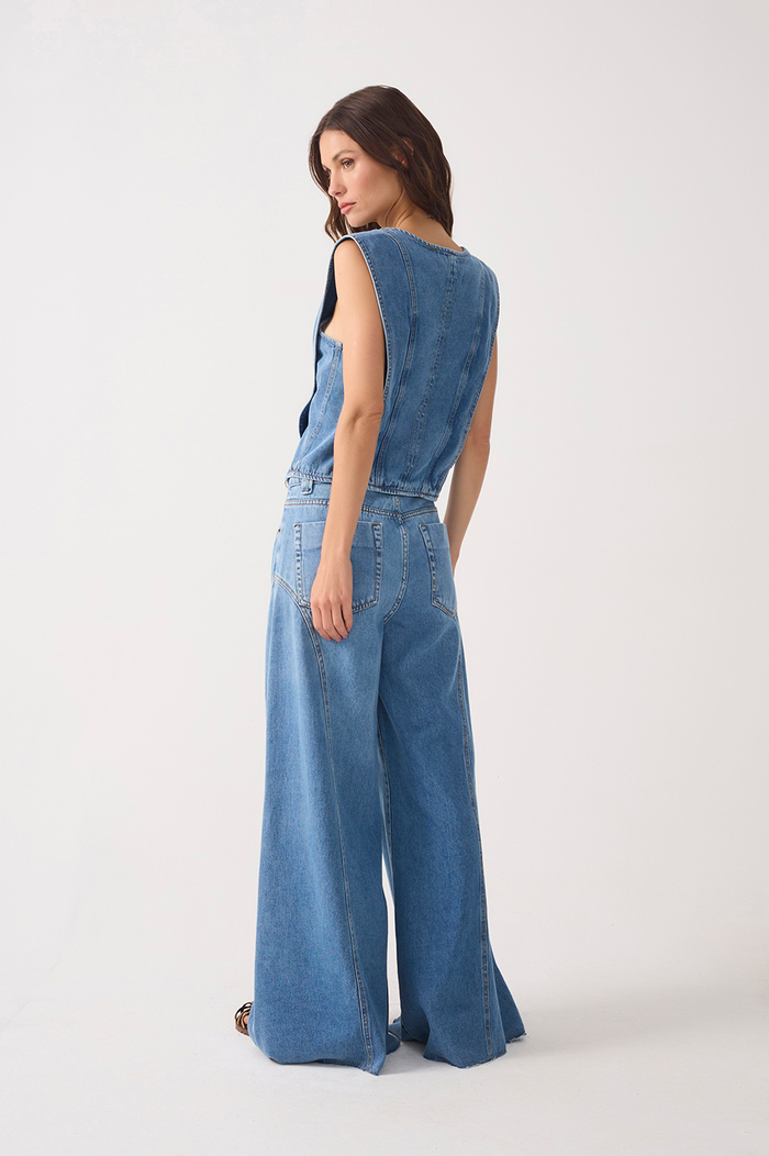 Denim Pockets Belt Loops Flared Pants_5