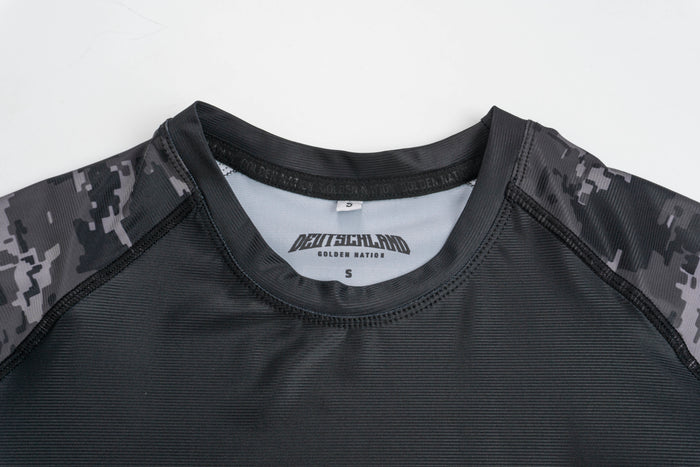 Deutschland - Rashguard (Schwarz Camo)