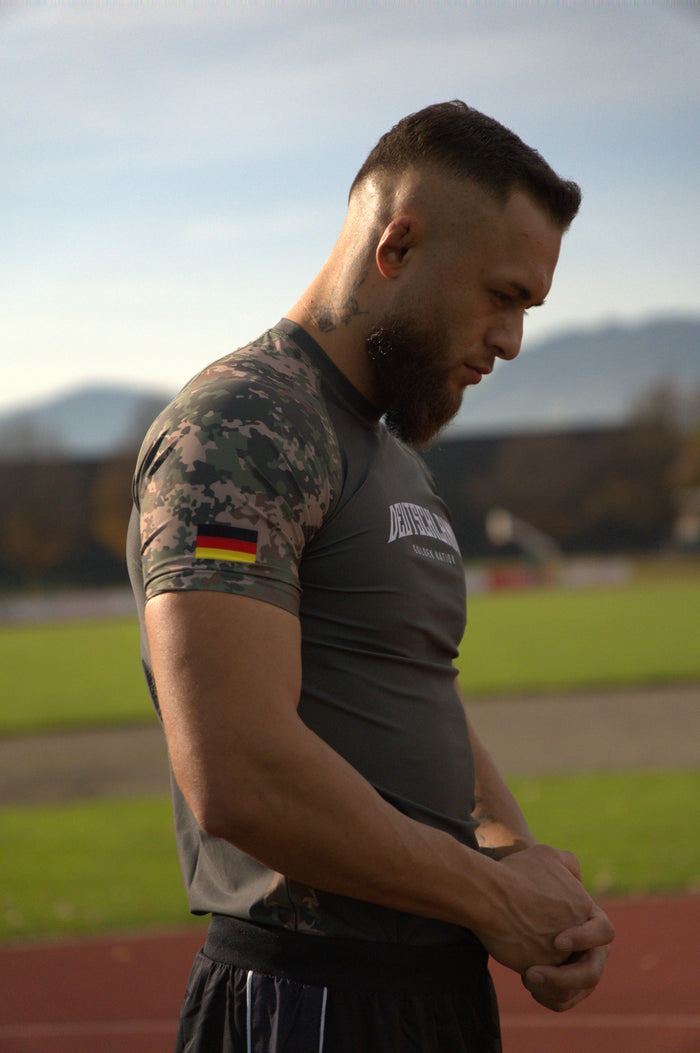 Deutschland – Rashguard Grün Camo