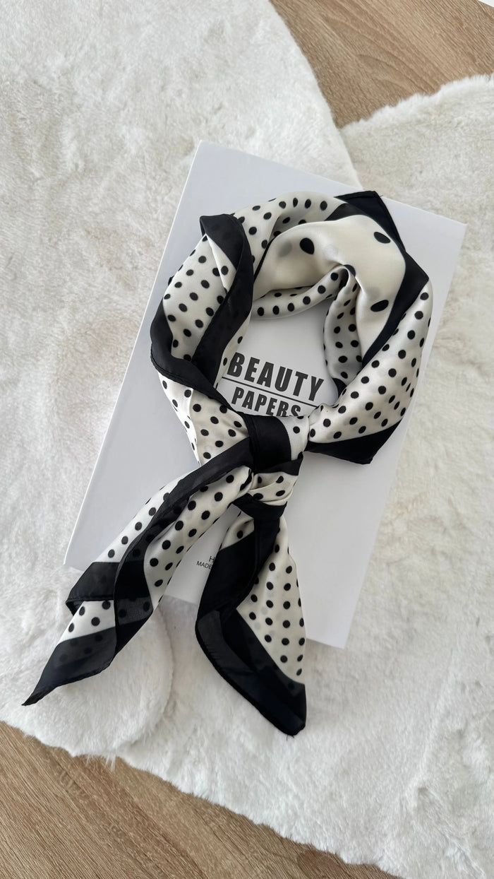 Noir et blanc à poids