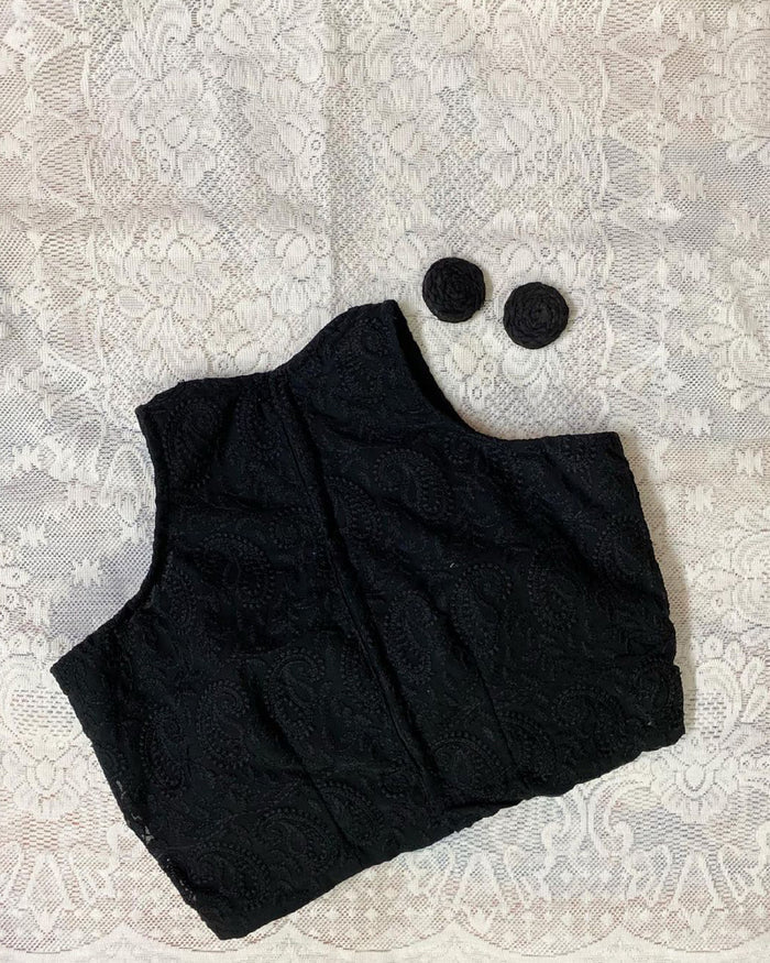 Jasmine Black Sleeveless