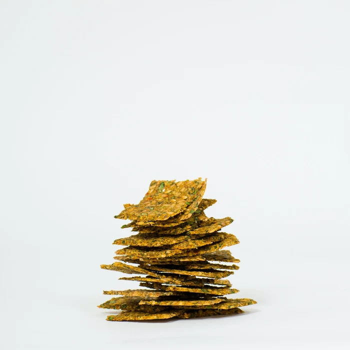 Keto8 Carrot & Sesame Cracker Snacks 35g