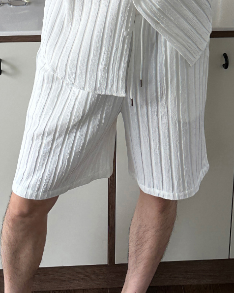 Loera Pleats Half Pants
