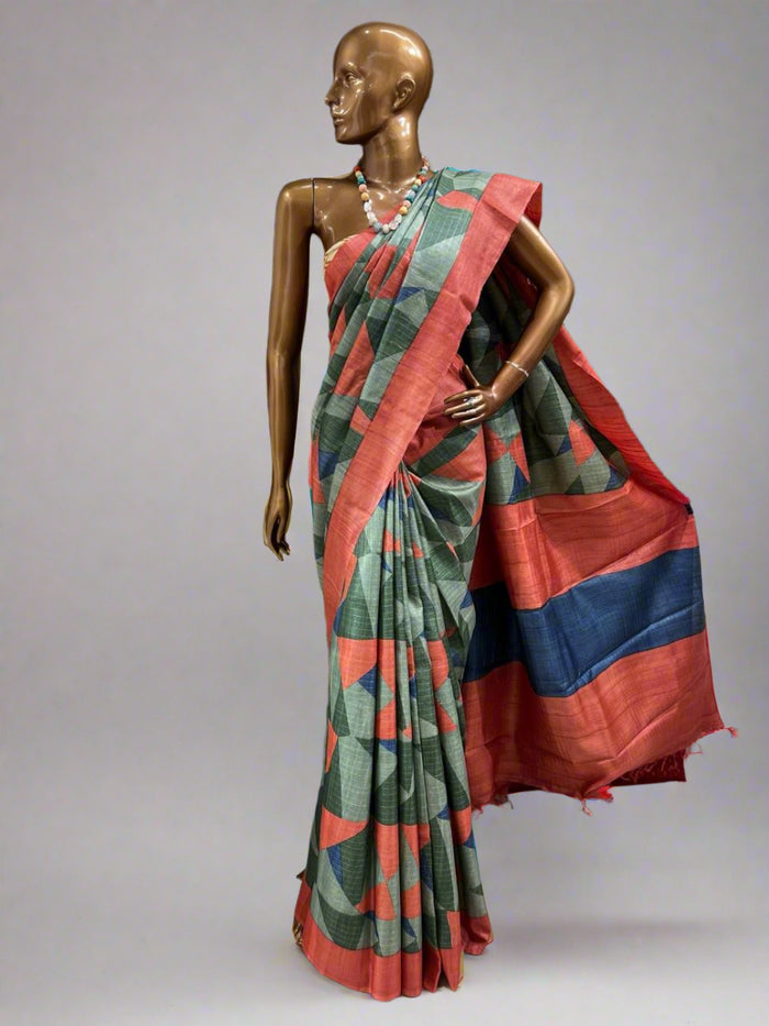 Maya triangles saree