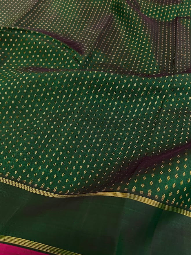 Meera gold kanchipuram silk saree