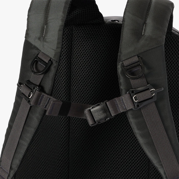 MFC WIDE DAY PACK CAMO