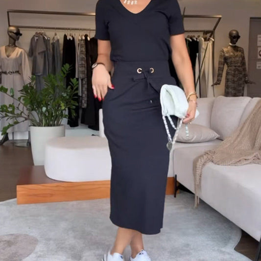 Quelara - Ensemble Top et Jupe avec Décolleté en V – Élégance Moderne et Confort Assuré