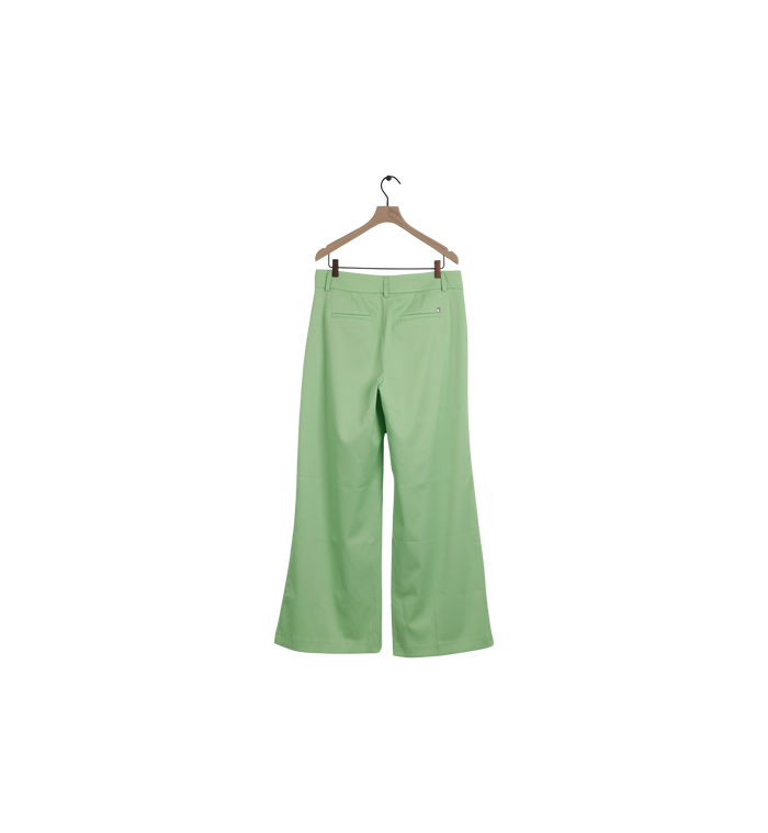 Packshot / Arcadian Green / ReLoved