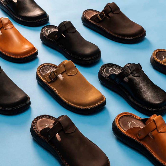 Sawyer - Leather Clog-Toe Sandal | Black Nubuck