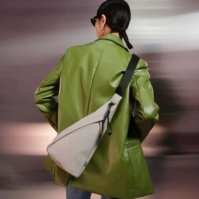 Spläsh Sling Bag