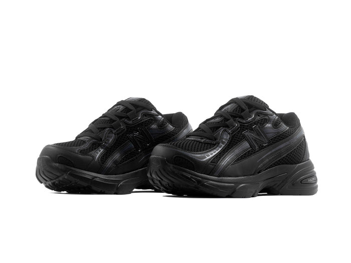 Tenis New Balance 2520 Negro Total 1.1 Premium