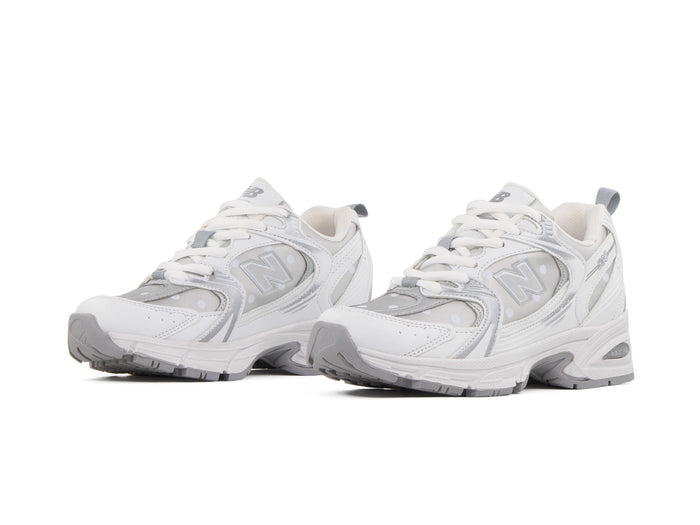Tenis New Balance 530 Plata Lunar 1.1 Premium