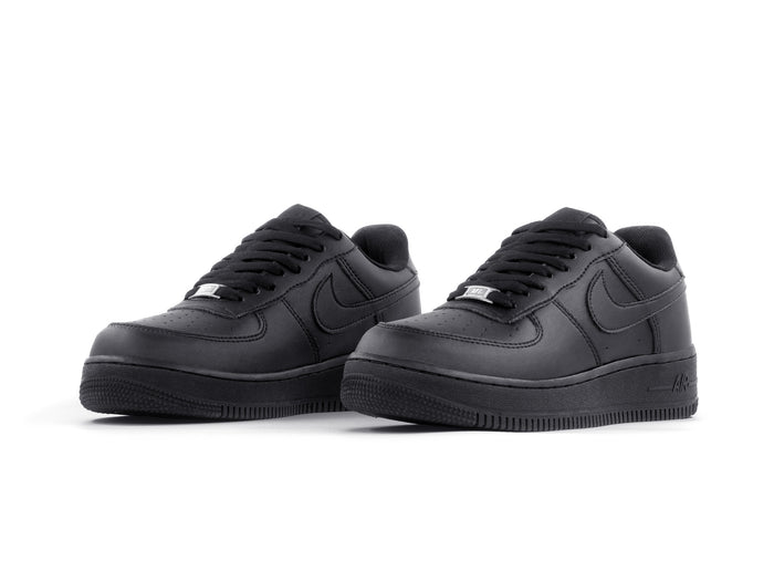 Tenis Air Force 1 Negro Total 1.1 Premium