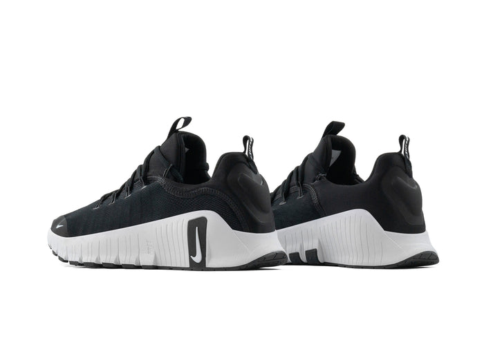 Tenis Free Metcon 6 Negro Blanco Importado