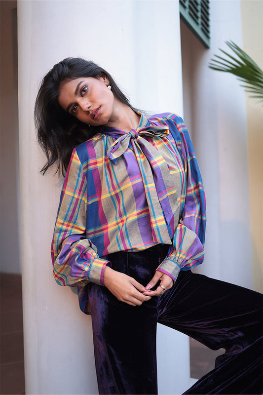 TIE BLOUSE SILK ON HAND-WOVEN FABRICS