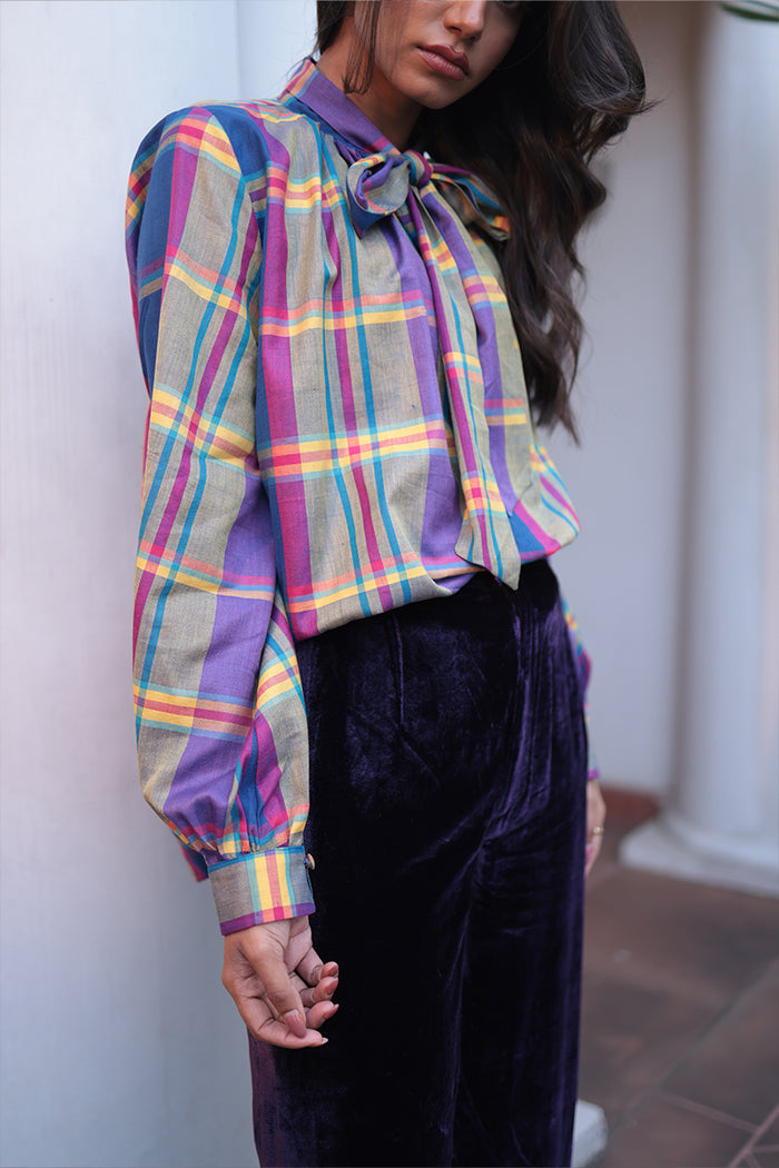 TIE BLOUSE SILK ON HAND-WOVEN FABRICS
